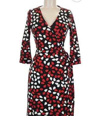 Diane von Furstenberg Vintage Wrap Dress Black White Red Polka Dot Print Size 6